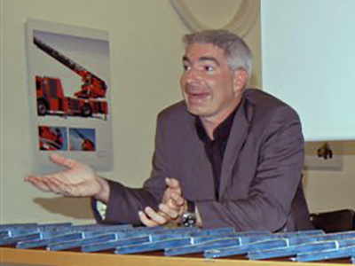 Gerhard Rihl: Buchpräsentation "Science / Culture : Multimedia" – Gerhard Rihl während seines Vortrages