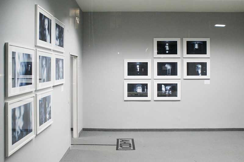 Gerhard Rihl: Ausstellung "Fool's Tower" – Serien I und II